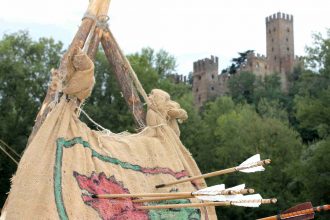 Gli Arcieri del Martello tornano a Castell'Arquato per Rivivi il Medioevo 2018.